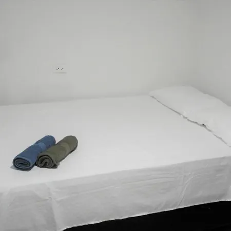 In Guest - C2-l Near The Sea With Pool Air Conditioning And Wifi Pensión *